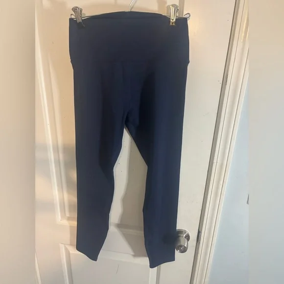 Alo yoga navy 7/8 High-Waist Airlift Legging size small NWOT - Picture 3 of 5